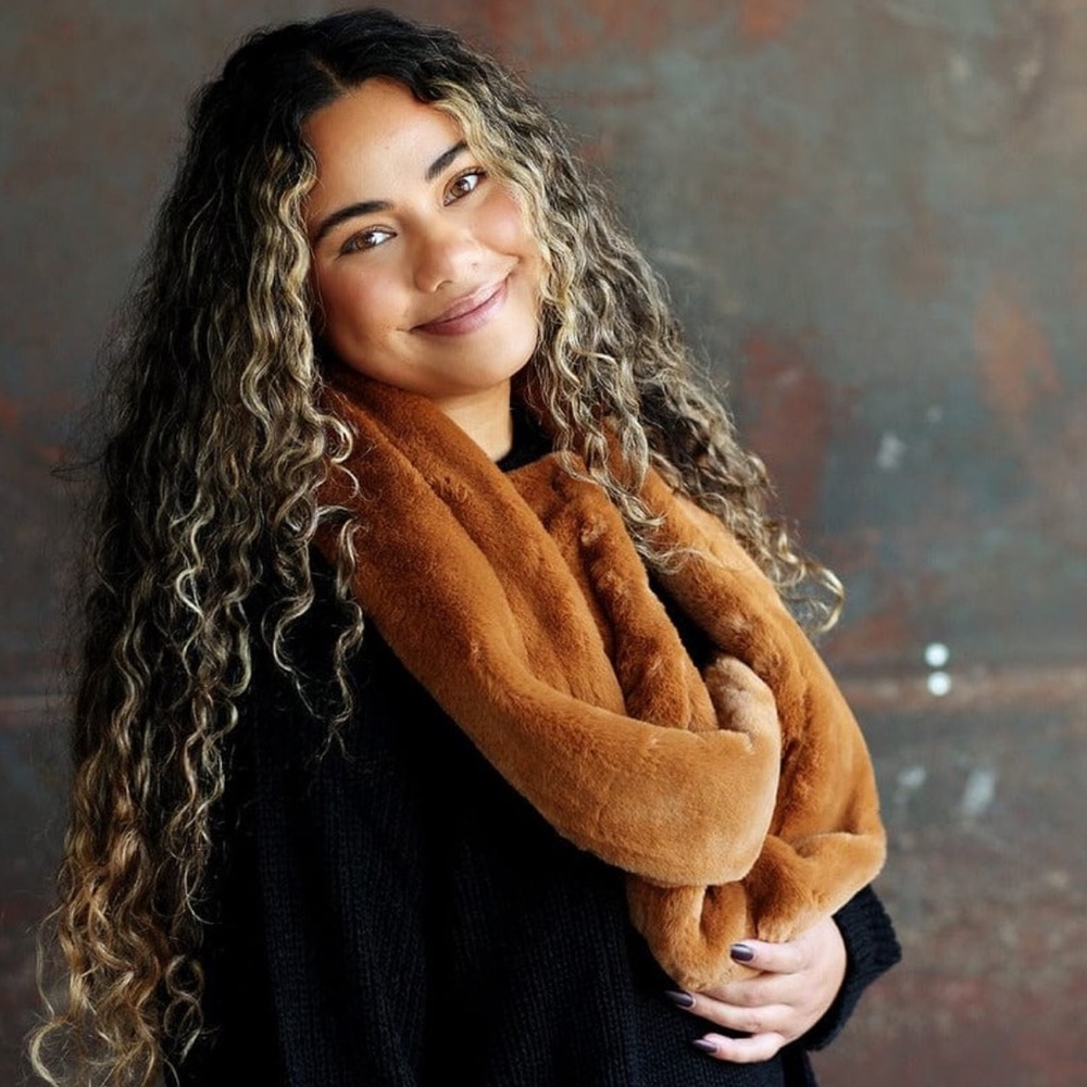 Minky Couture‎ Luxe Faux Fur Scarf Brown Super Soft Winter Wrap